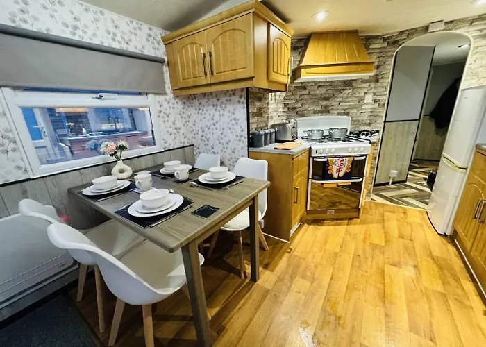 Golden Sands Holiday Home