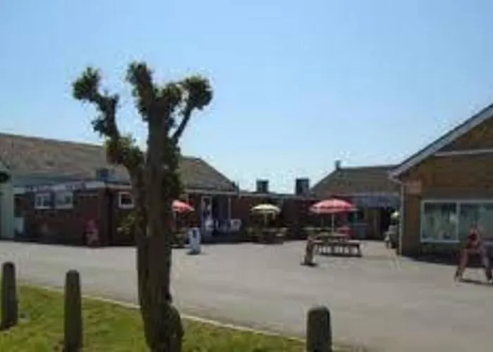 Golden Sands Holiday Home